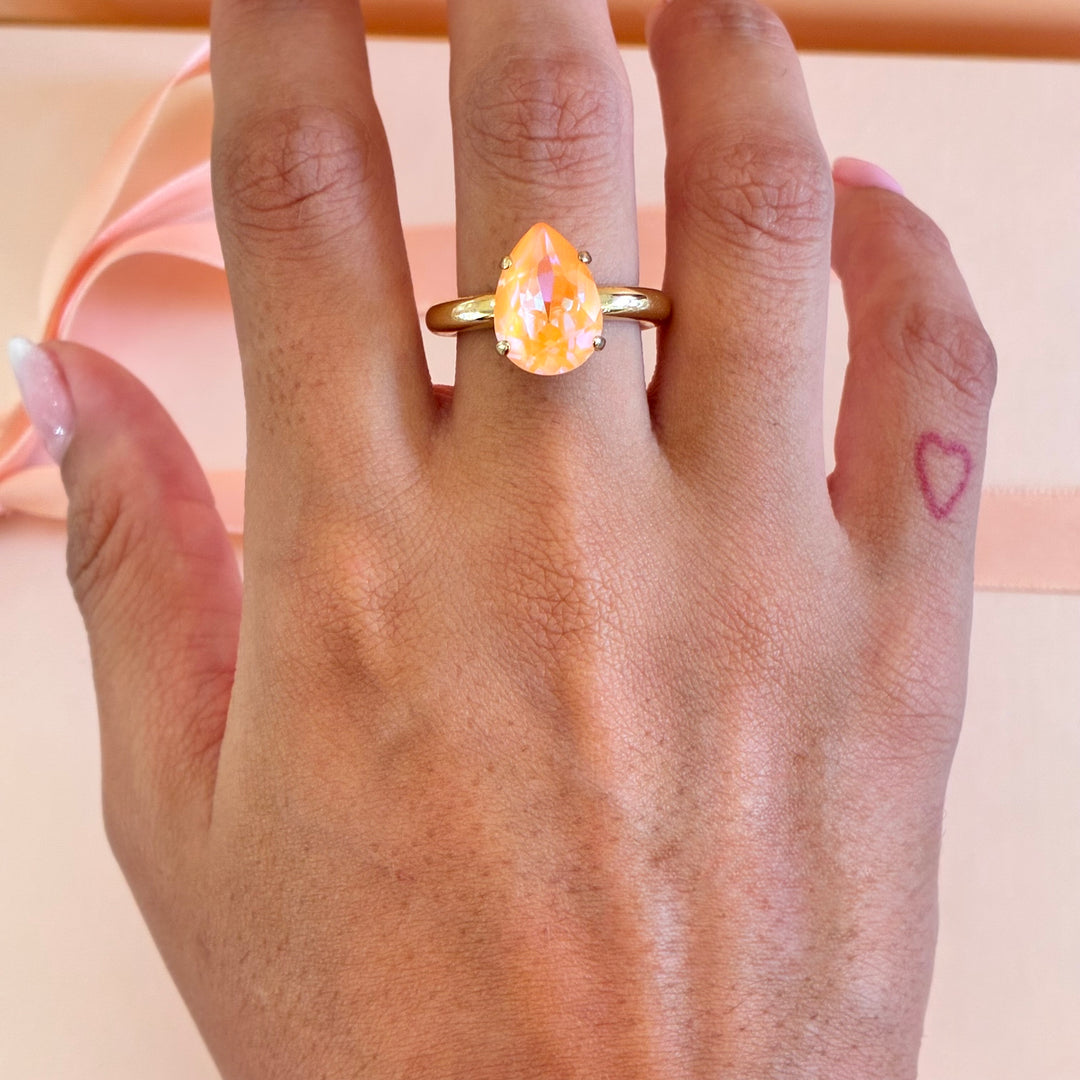 Teardrop peach Swarovski crystals ring