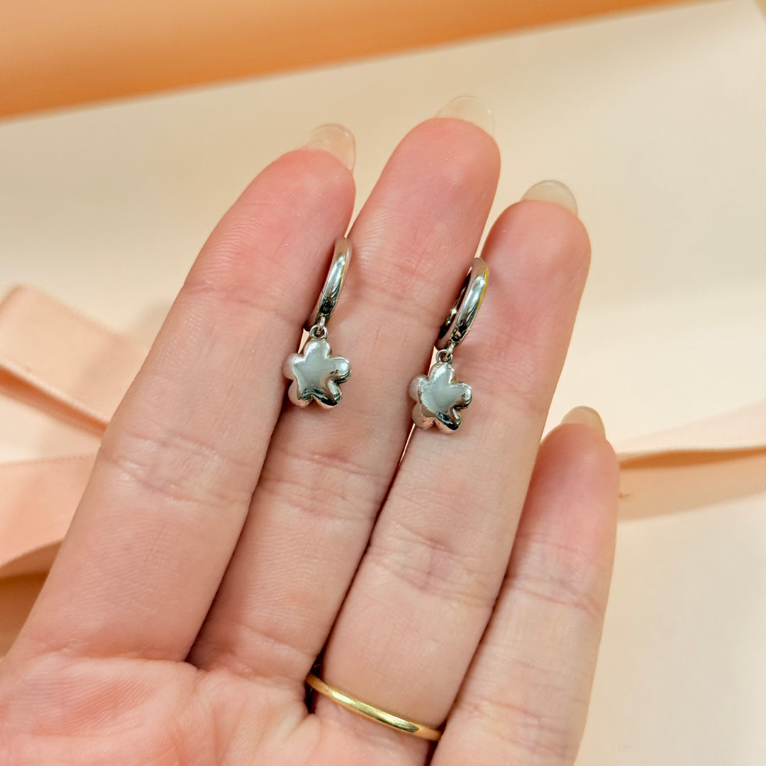 Dainty Flower sterling silver hoop