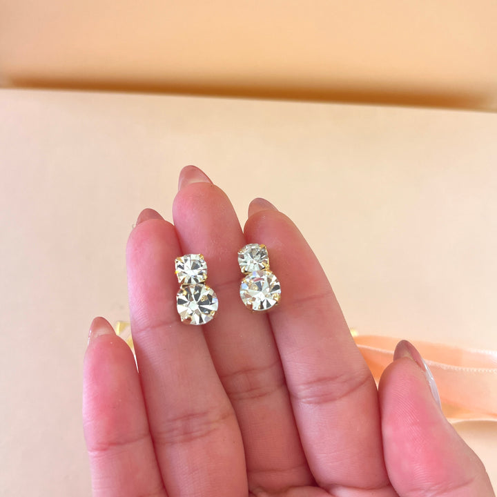 Preciosa crystals double round gold plated solitarie studs