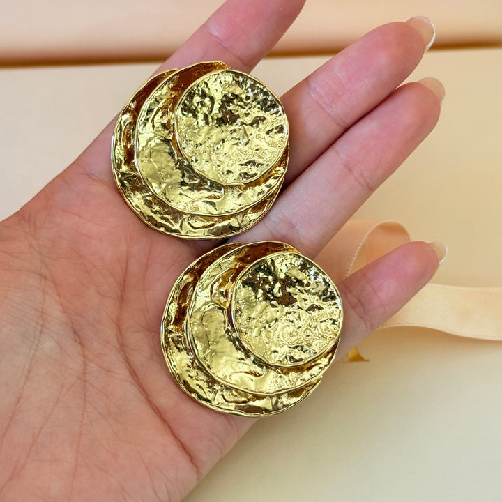 Plain chunky gold plated clip on earrings