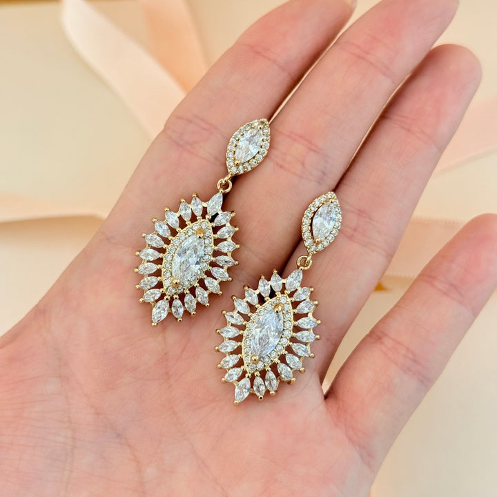 Classic marquise zircone gold plated earrings