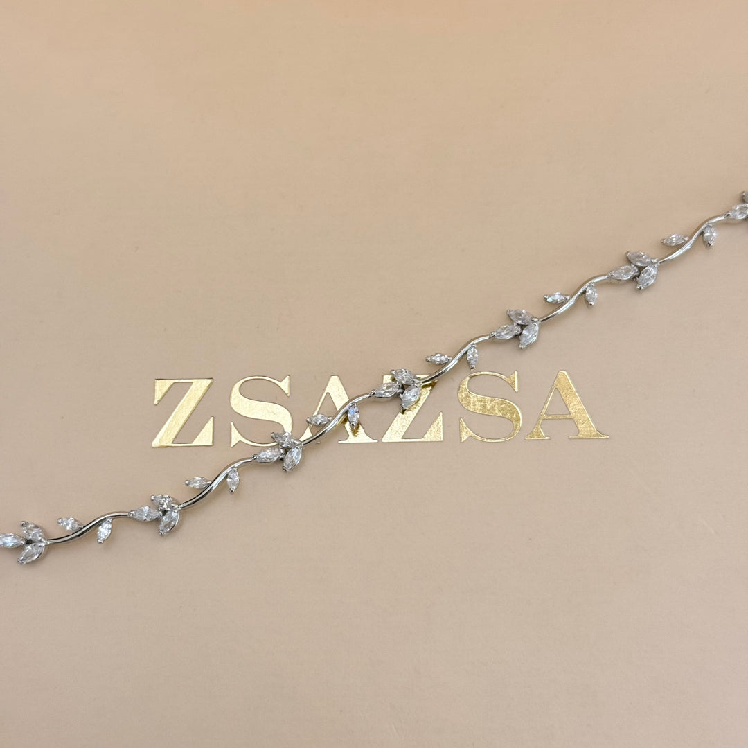 Dainty marquise zircone silver earrings and bracelet