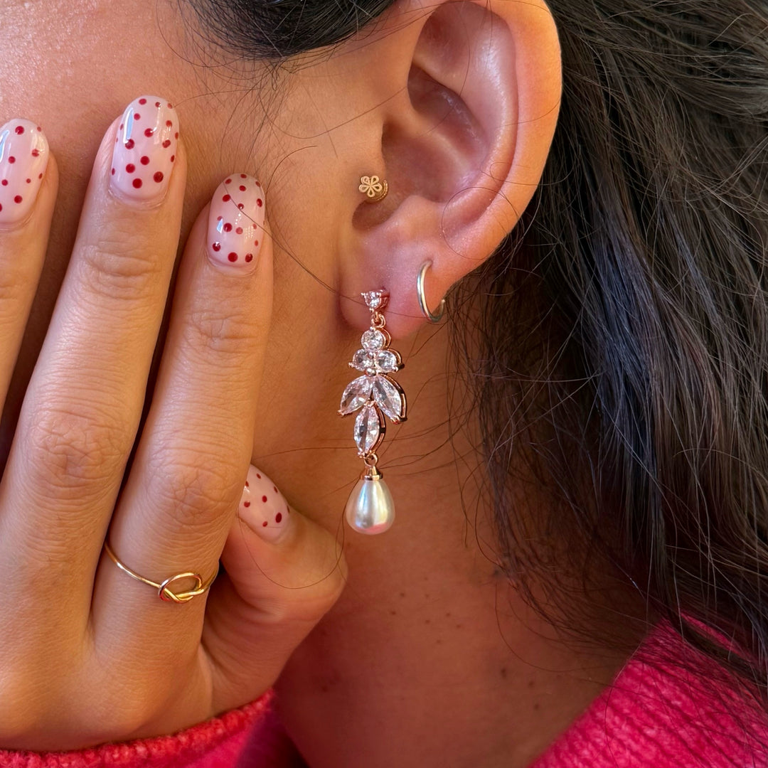 Zircone and pearl rose gold plated earrings