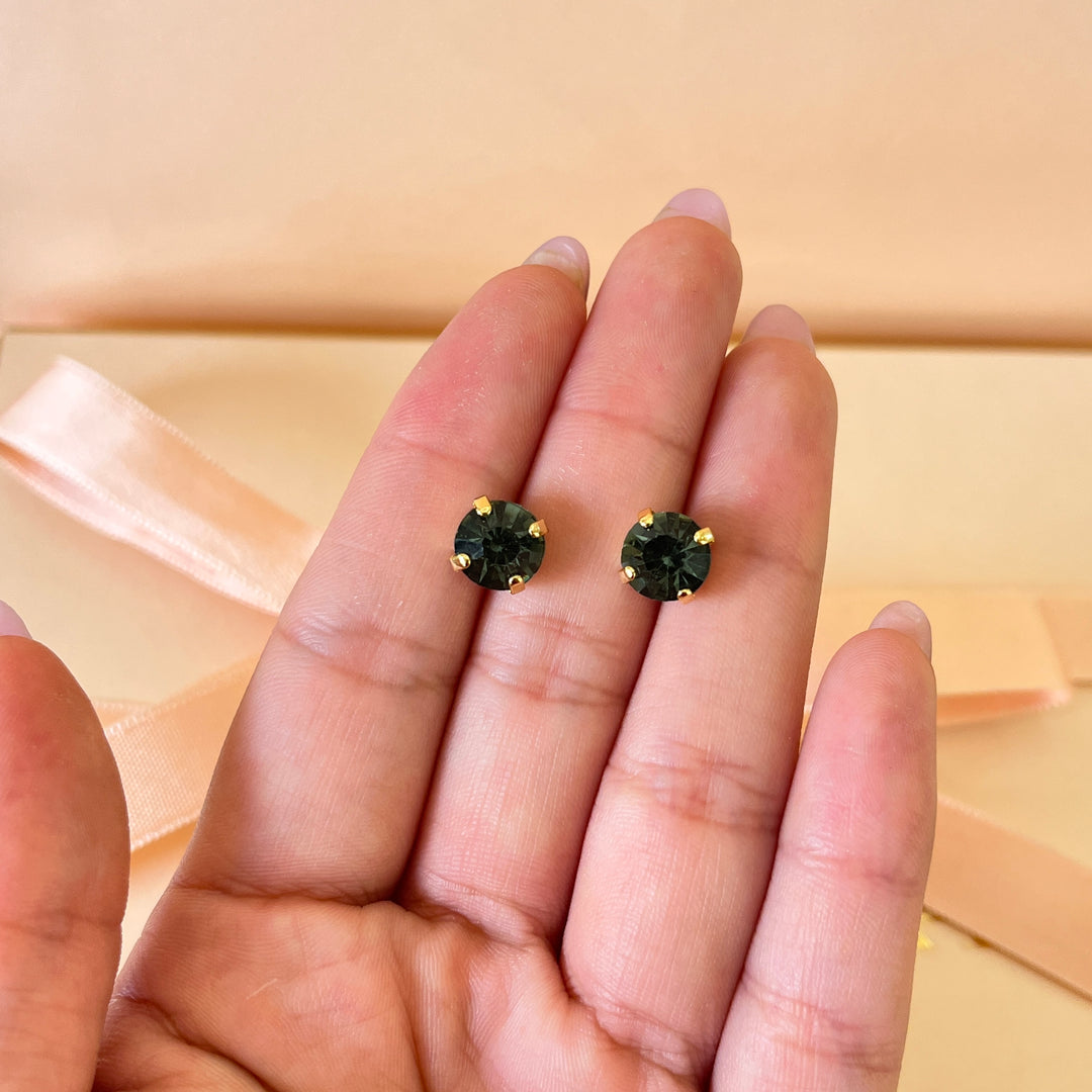 Grey round preciosa crystals studs