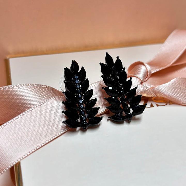 Marquise black earrings