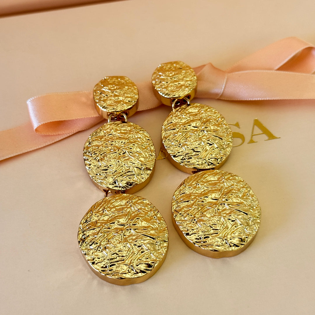 Plain chunky long texture gold plated clip on earrings