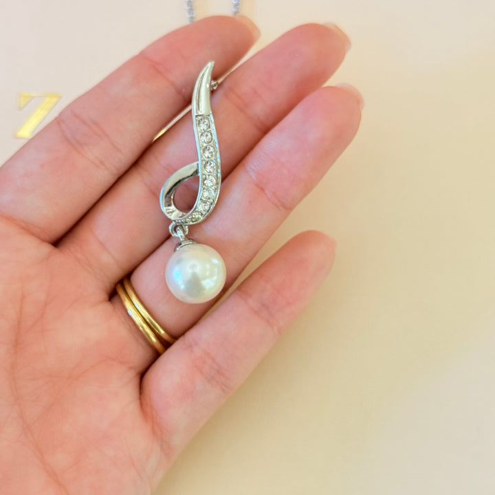 Swarovski crystals & pearls silver pendant set