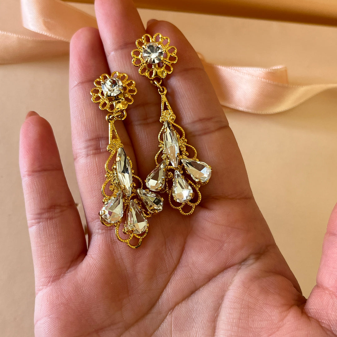 Preciosa crystals mixed of shapes gold plated flower earrings