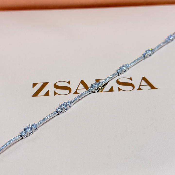 Dainty zircone sterling silver bracelet