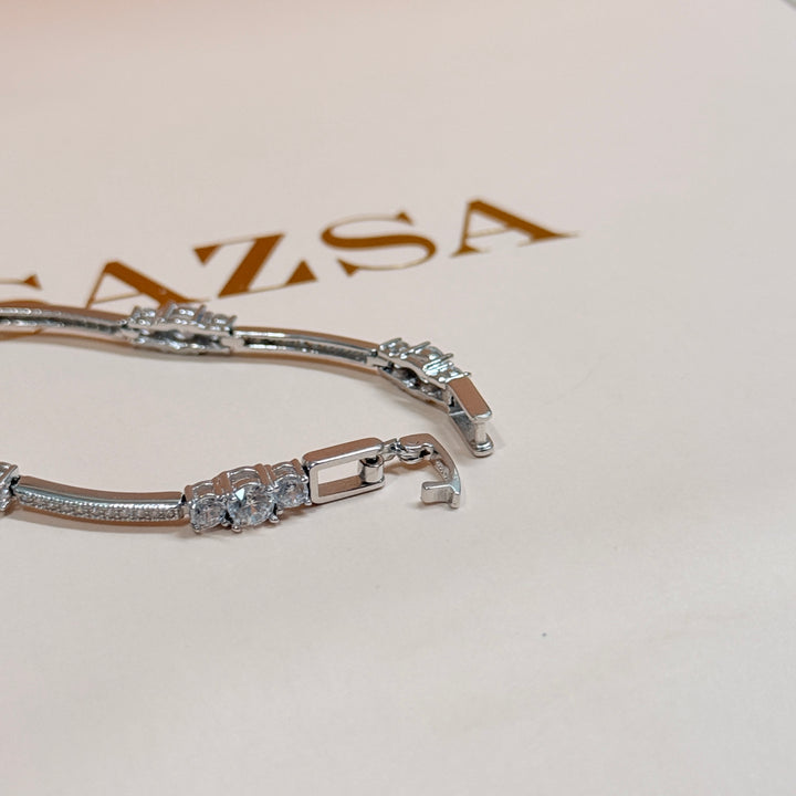 Dainty zircone sterling silver bracelet