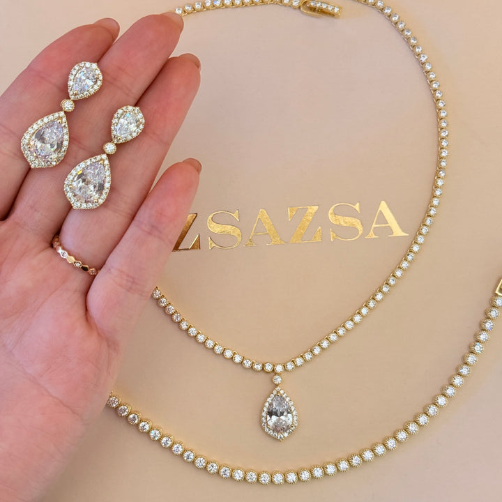 Teardrop zircone gold plated set