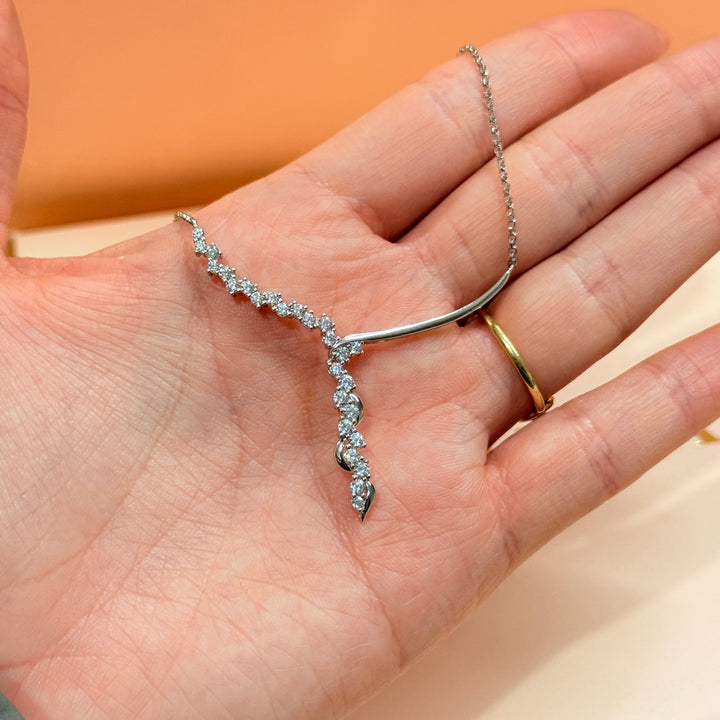 Dainty zircone sterling silver necklace