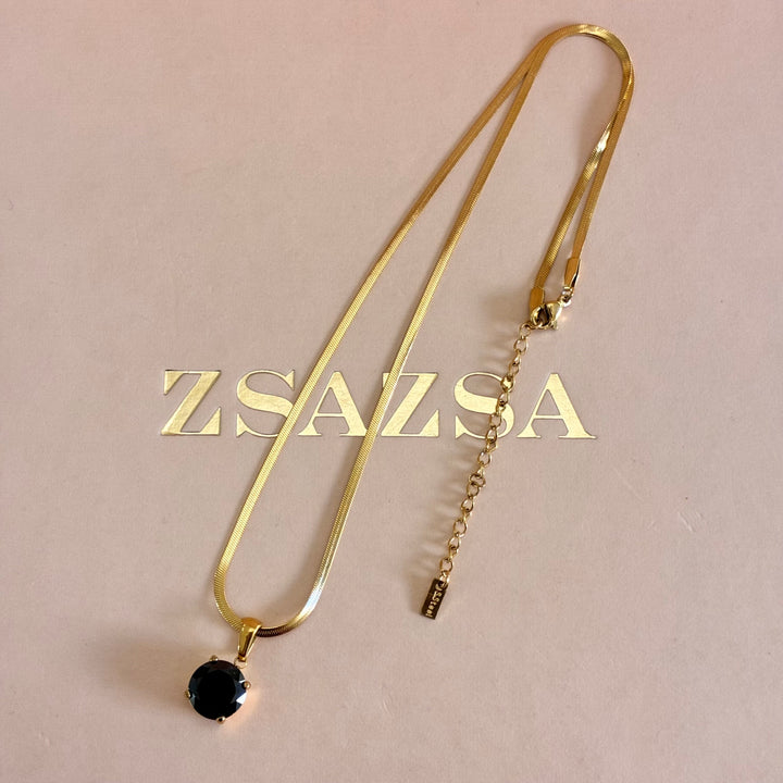 Black solitaire pendant
