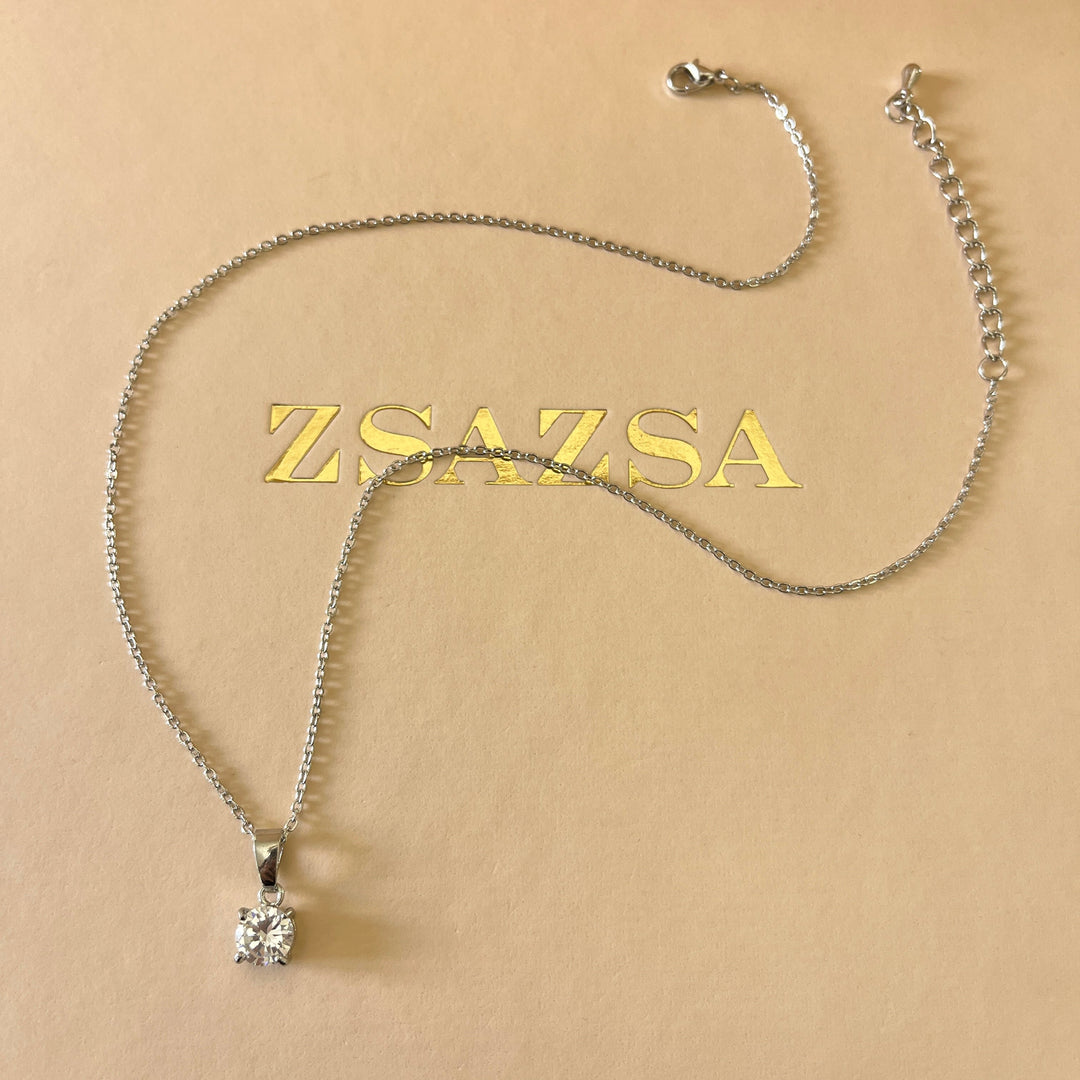 Silver solitaire zircone set