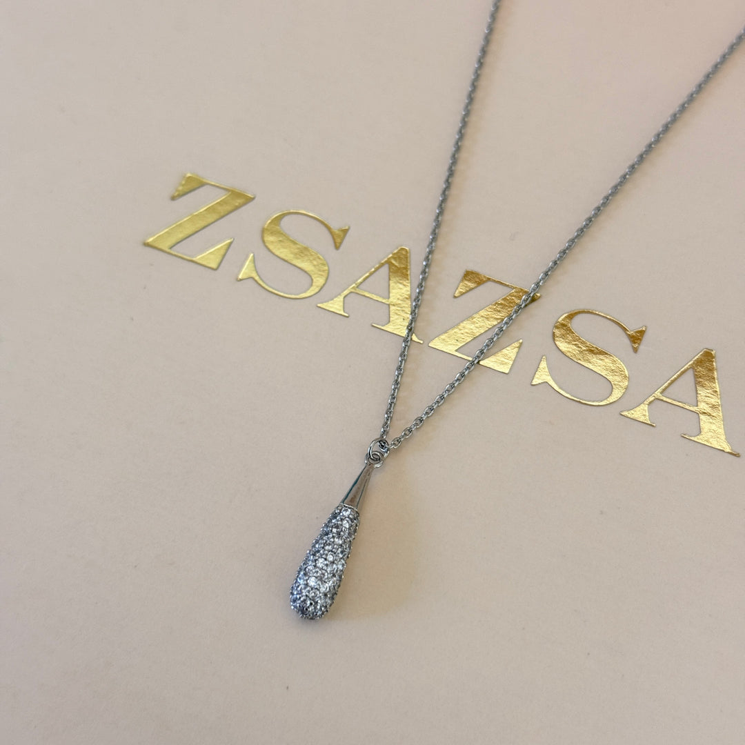 Dainty zircone silver pendant