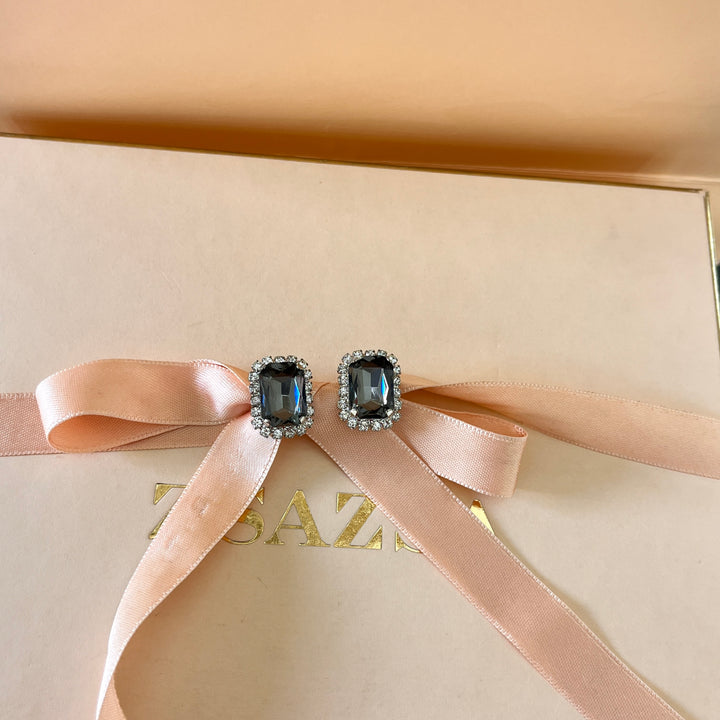 Grey rectangular Preciosa crystals set