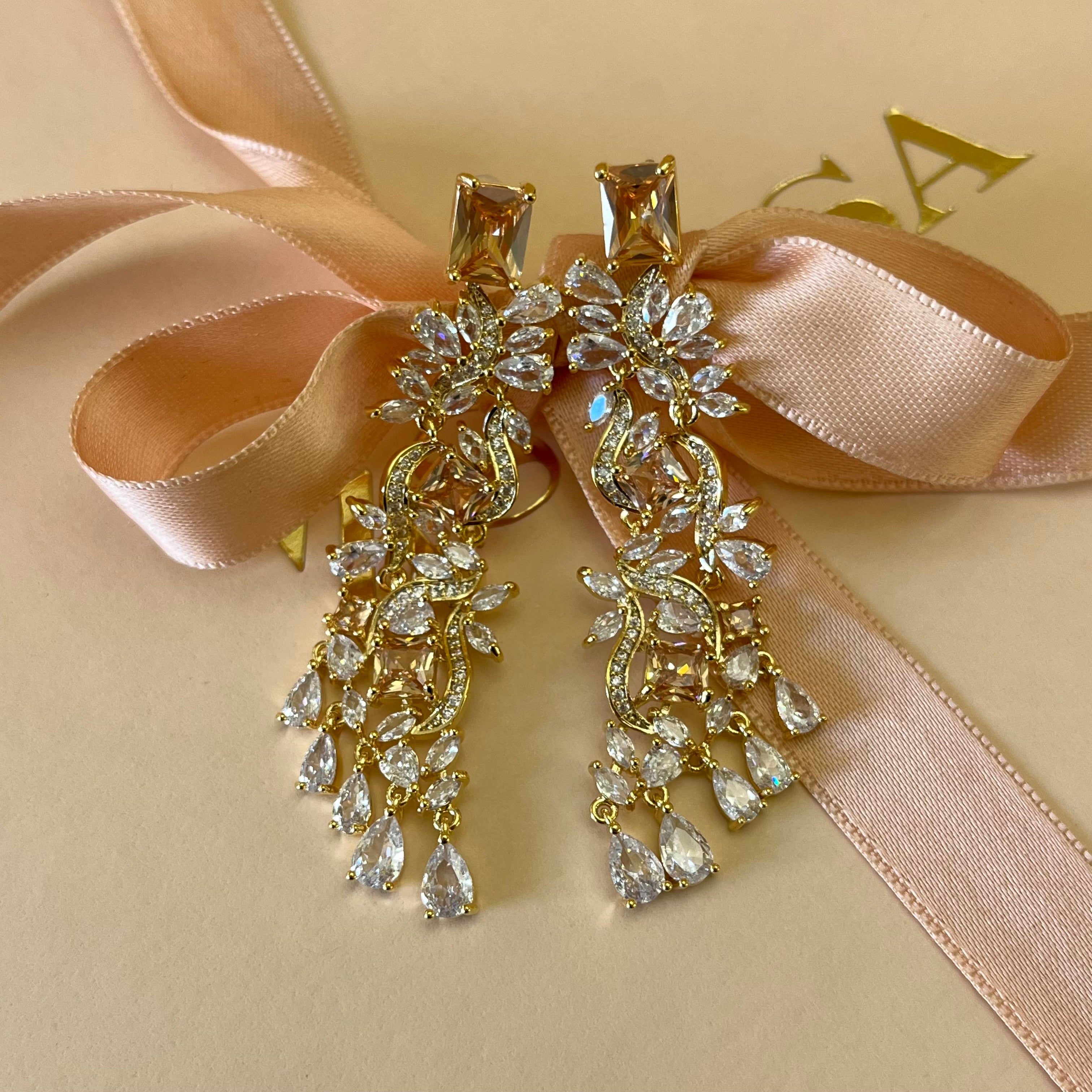 Elegant earrings