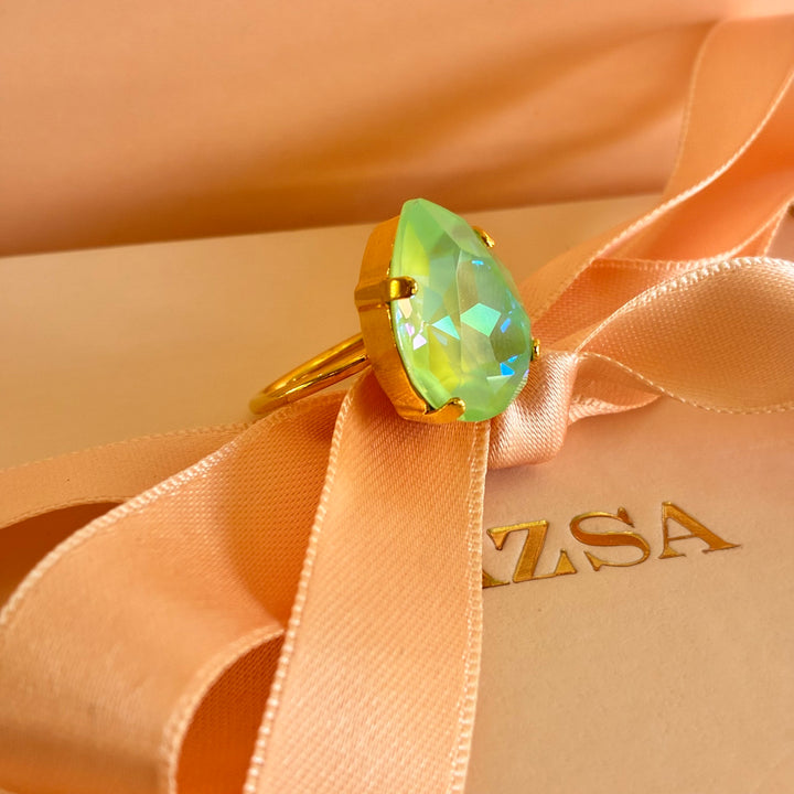 Teardrop mint Preciosa crystals gold plated ring