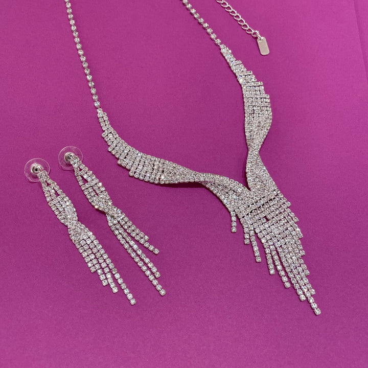 Elegant set