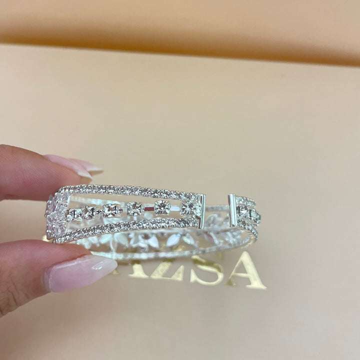 Flower bangle