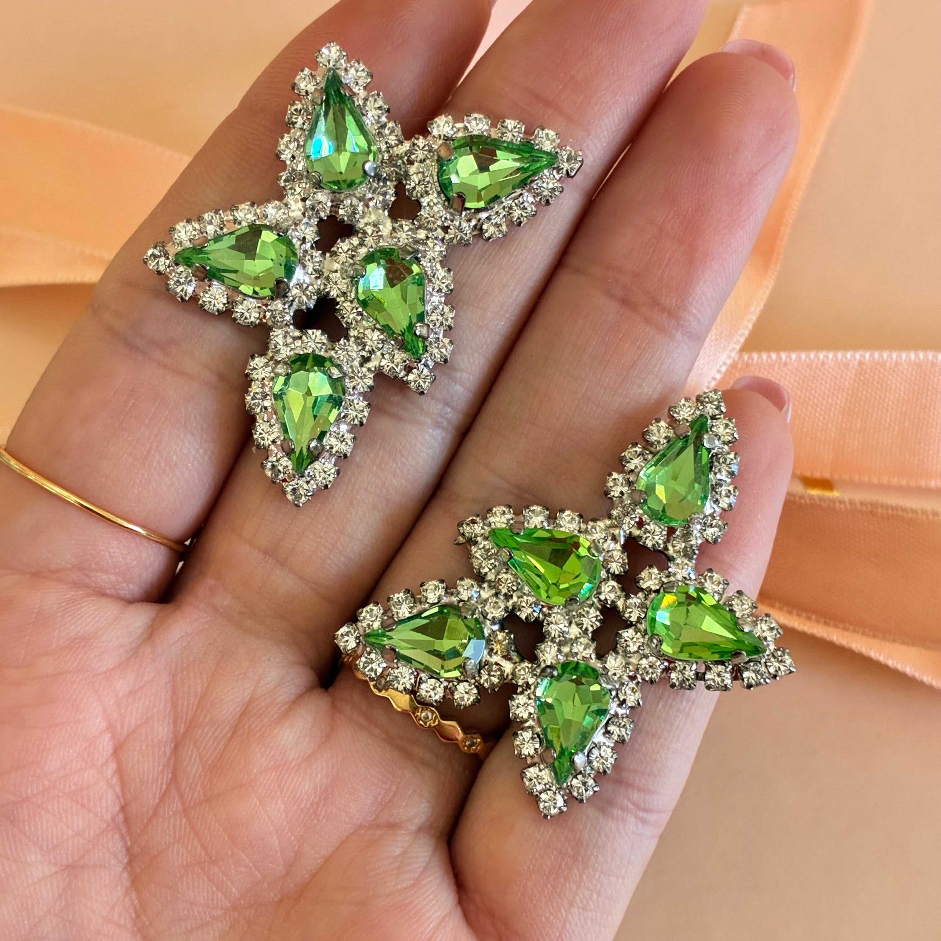 Green teardrops Swarovski crystals silver set