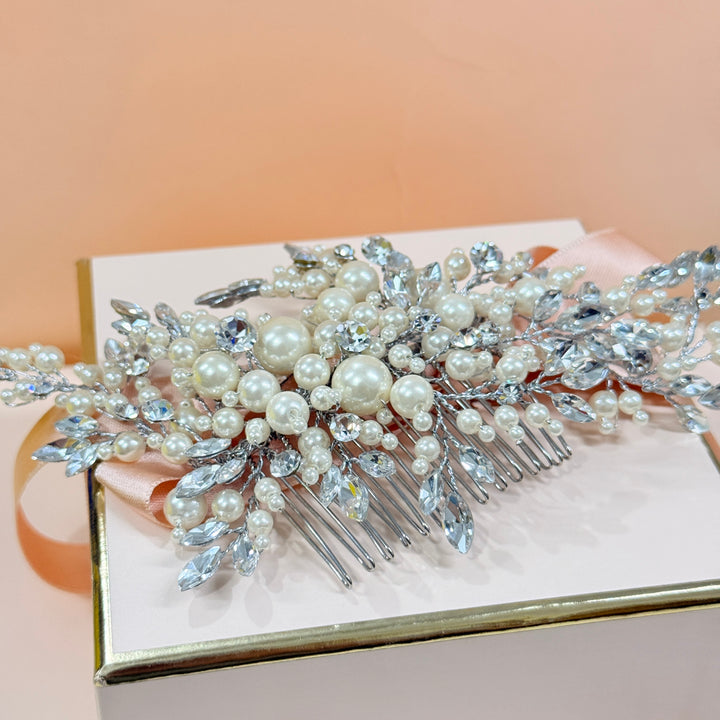 Rhinestone marquise & cream pearls silver comb