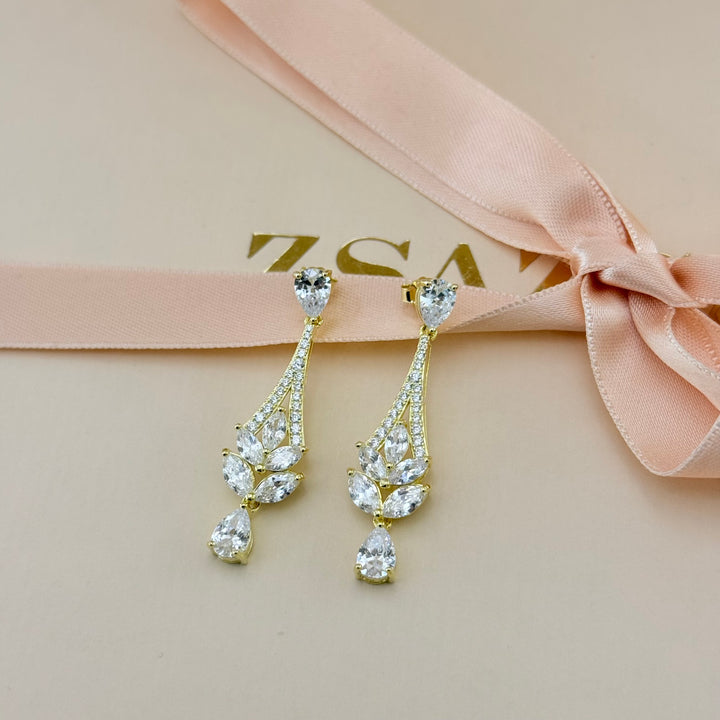 Teardrop and marquise zircone gold plated earrings