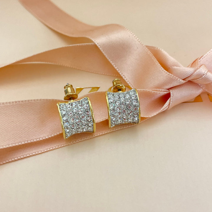 Elegant hoops