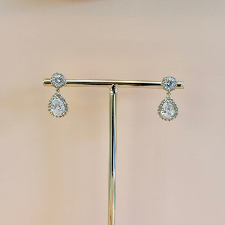 Round and zircone gold plated earrings