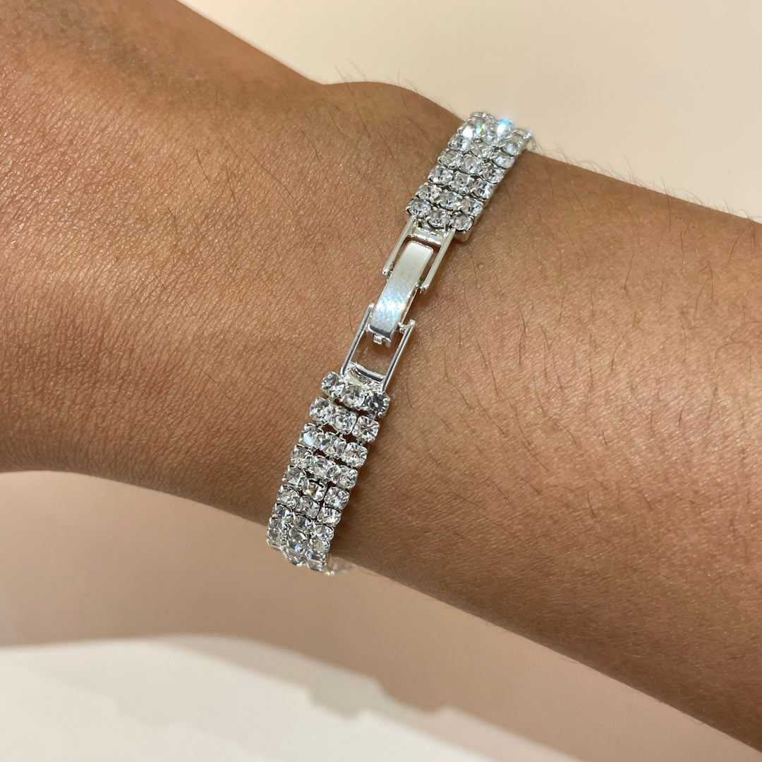 Tennis bracelet