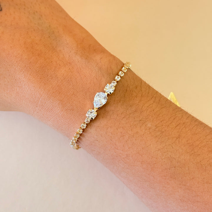 Teardrop zircone gold plated set