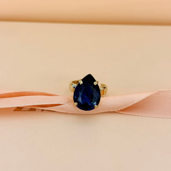 Teardrop violet Swarovski crystal earrings and ring