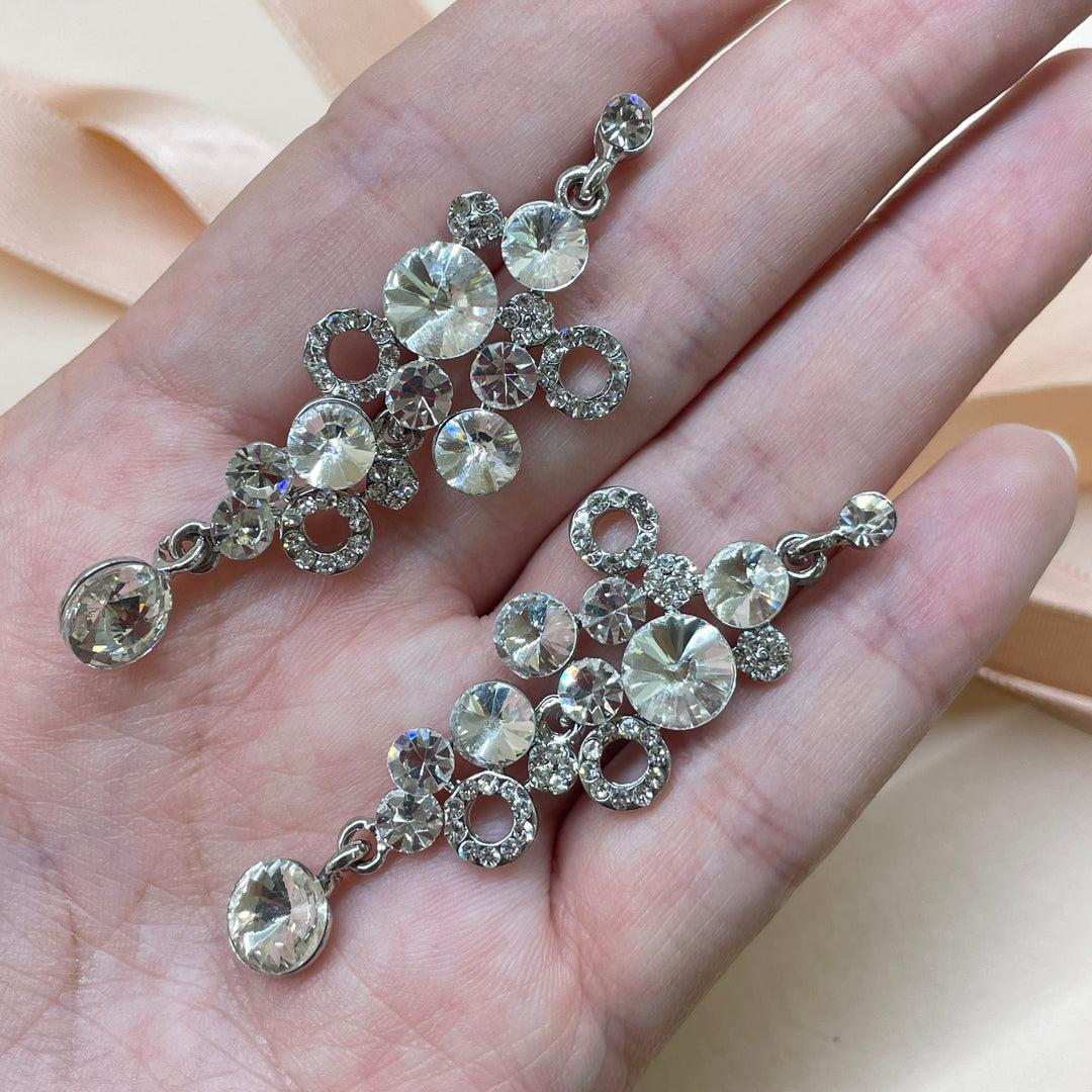 Elegant earrings