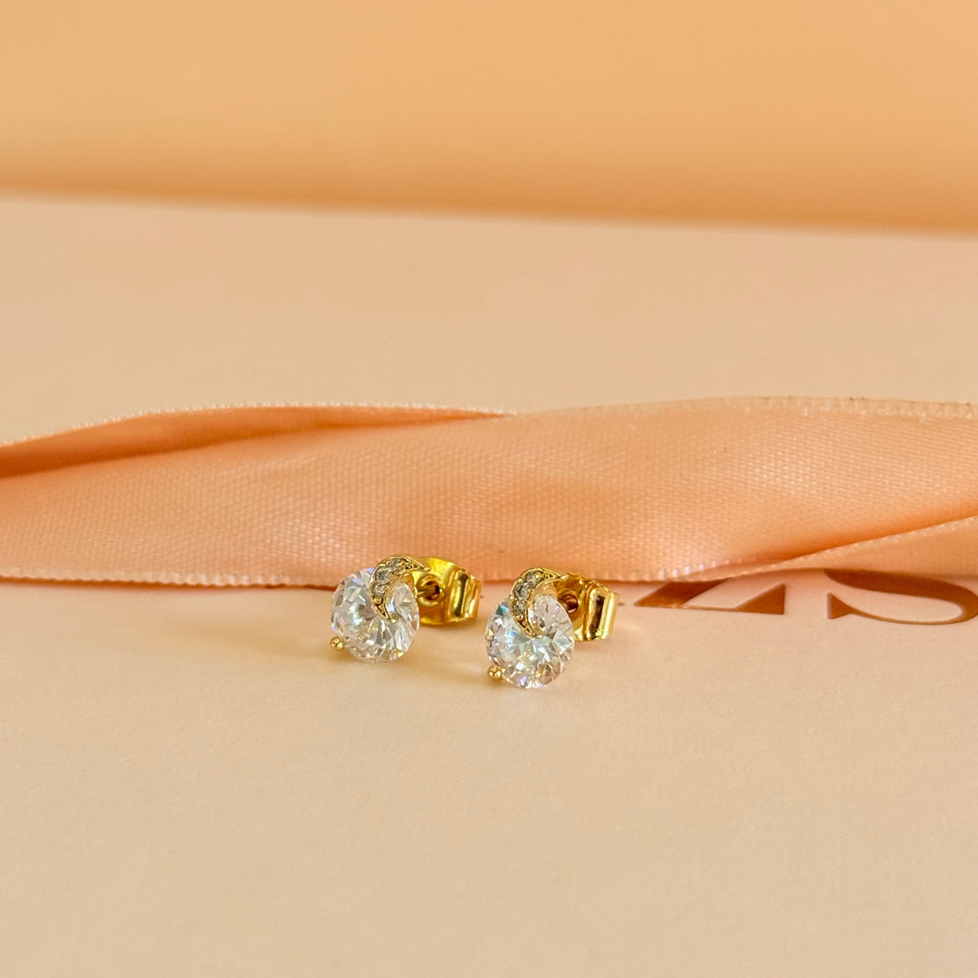 Moon small zircone gold plated studs