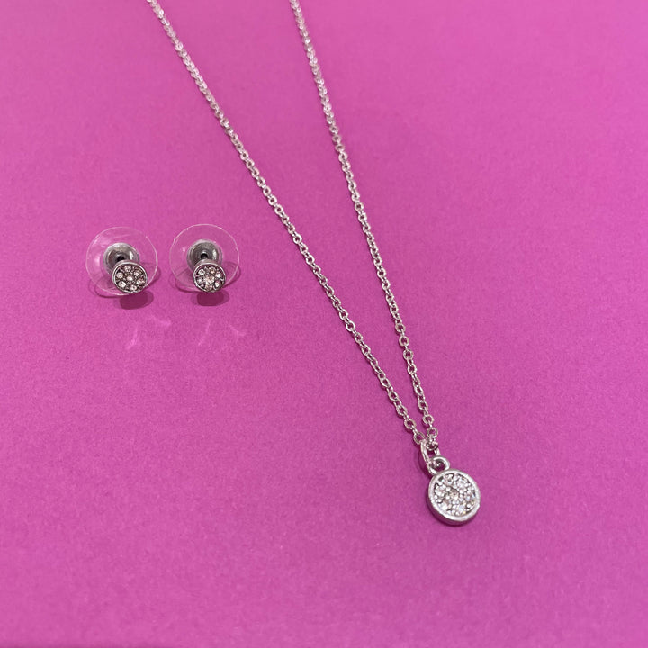 Pendant set