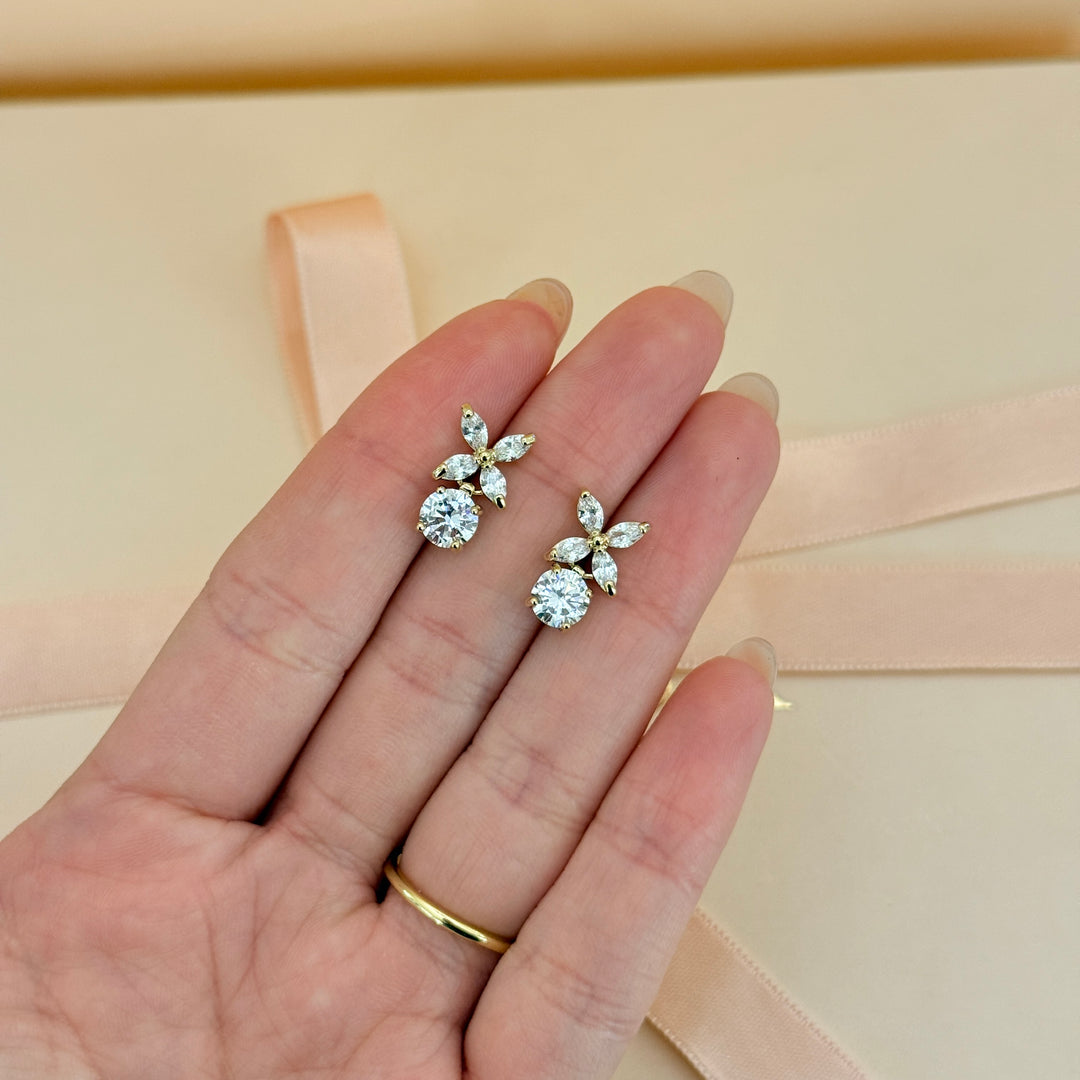 Round and marquise zircone gold plated earrings and bracelet