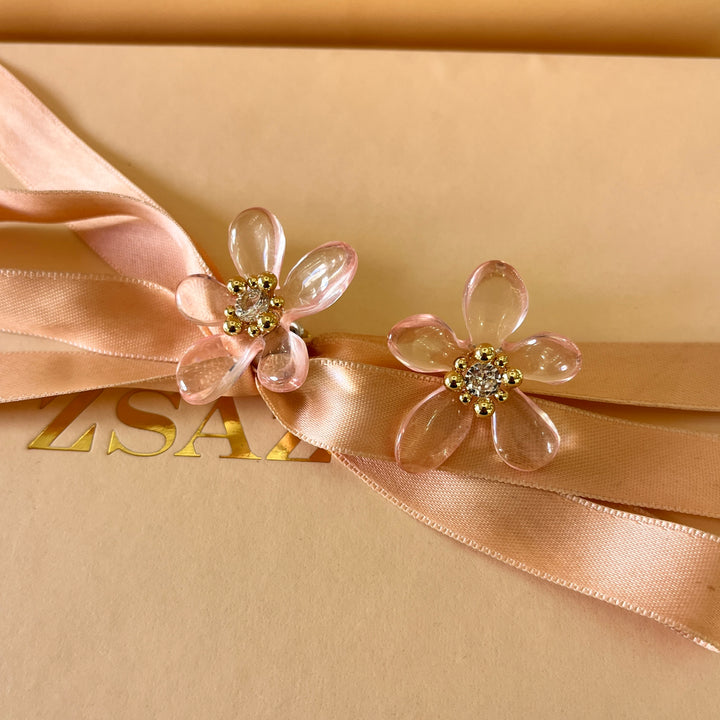 Light pink flower resin gold plated  earrings