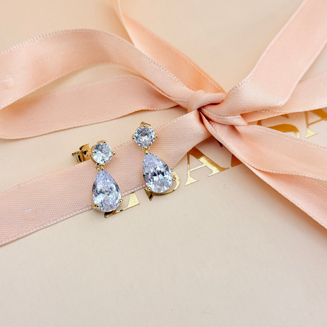 Teardrop zircone gold plated earrings