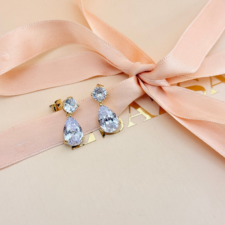 Teardrop zircone gold plated earrings
