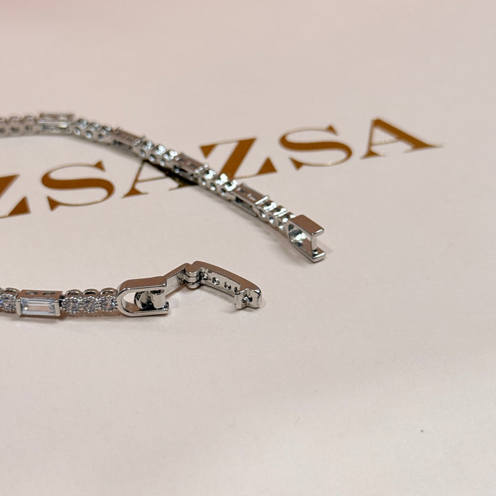 Dainty rectangular zircone silver bracelet