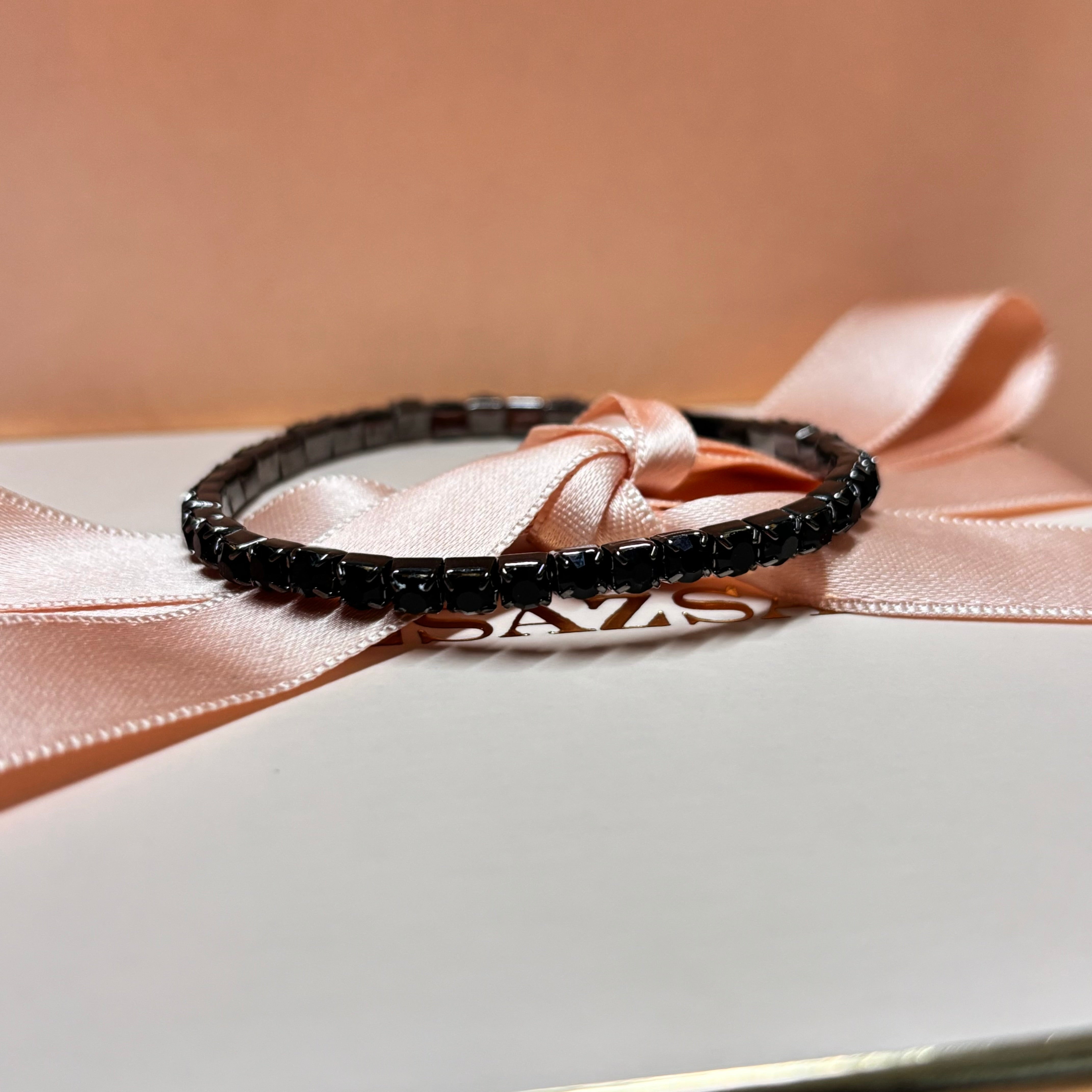 Dainty black bracelet