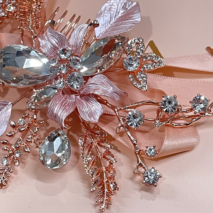Statement rose gold comb
