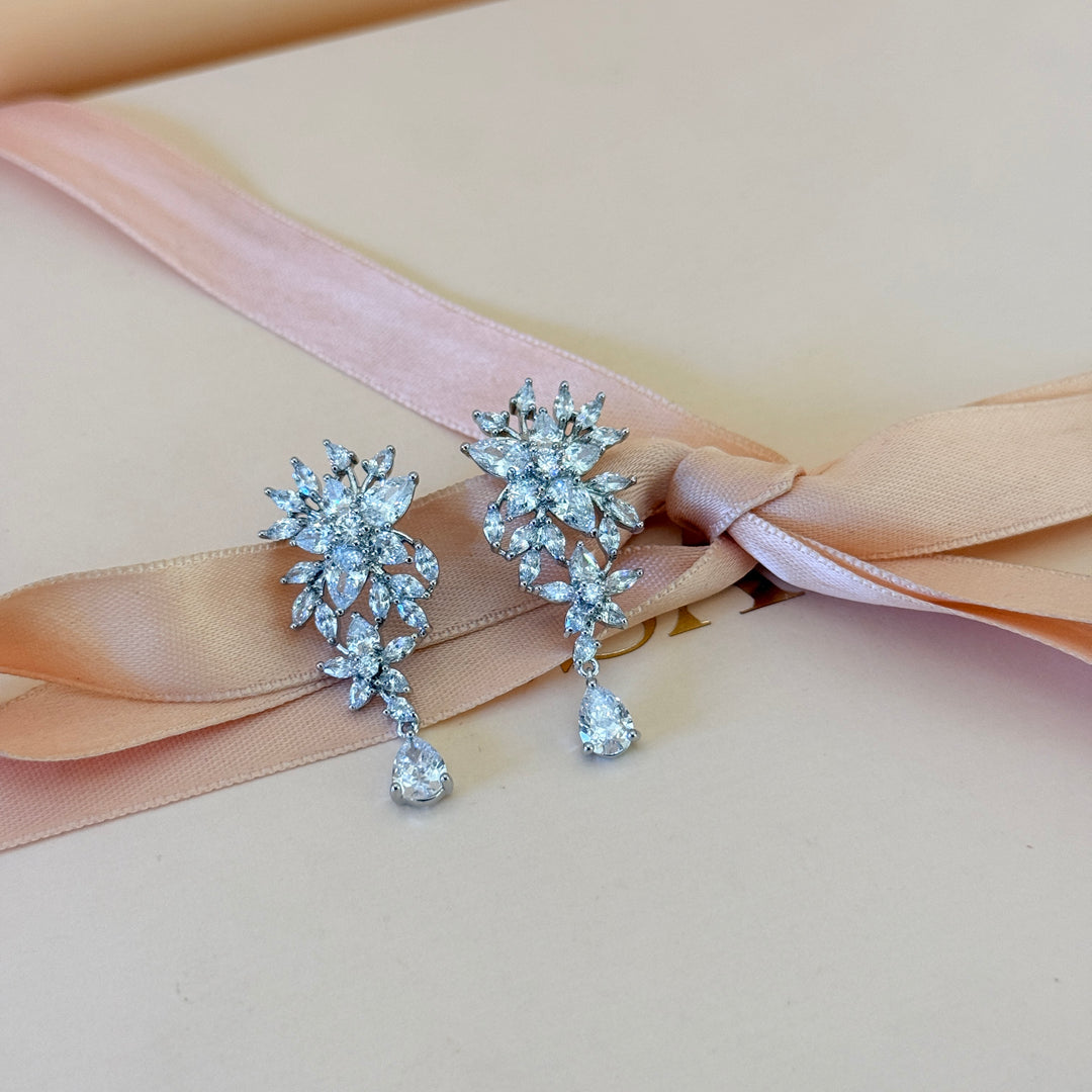 Marquise and teardrop zircone silver earrings