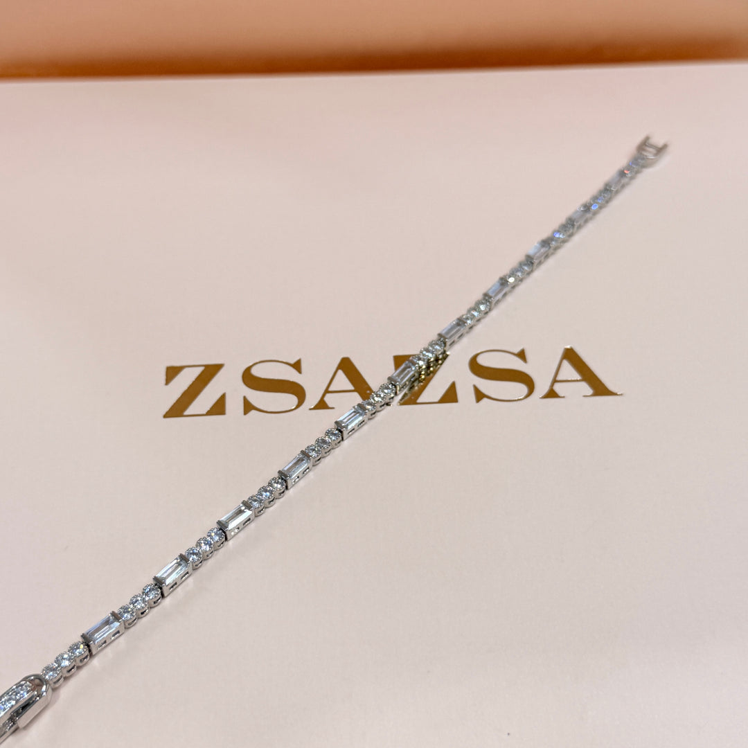 Dainty rectangular zircone silver bracelet