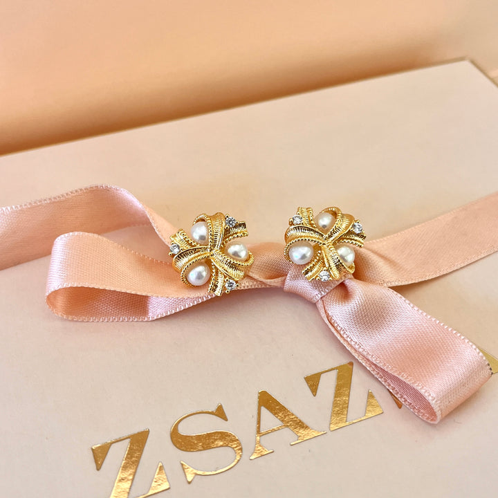 zircone and fresh water pearls gold plated earrings