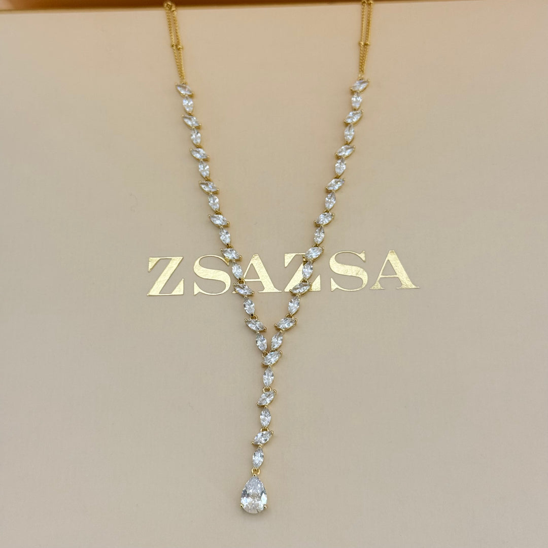 Teardrop and marquise zircone gold plated set