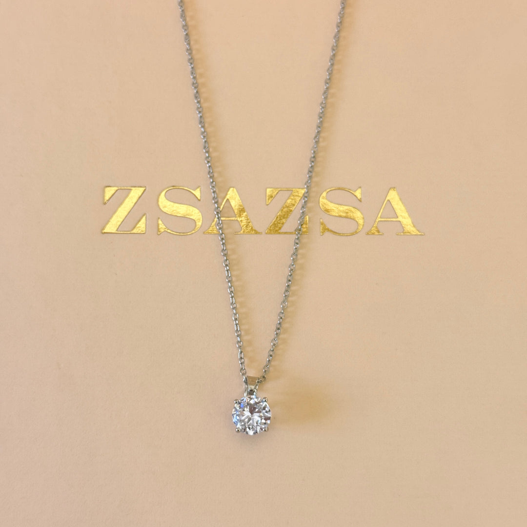 Large solitaire zircone silver pendant