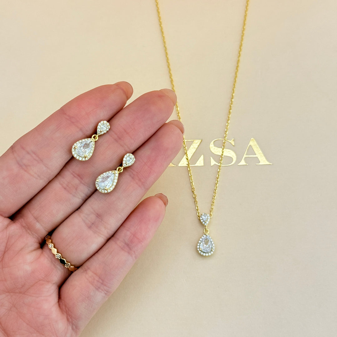 Teardrop sterling silver gold plated pendant set