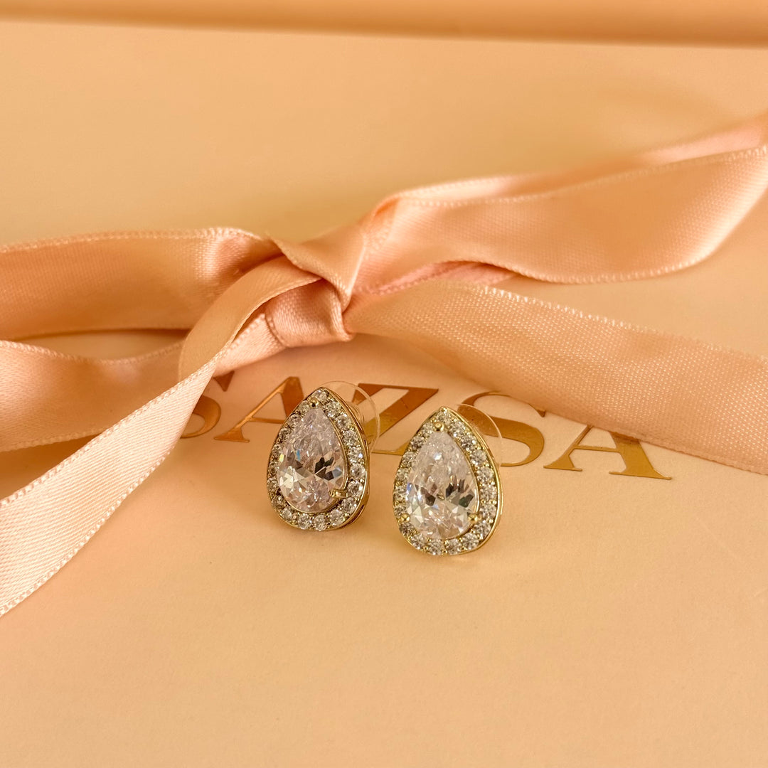 Teardrop zircone gold plated studs
