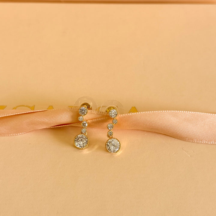 Dainty rounds zircone gold plated earrings